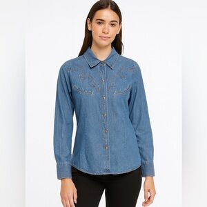 Back In The Saddle Denim Pearl Snap Equestrian scalloped cowboy yoke Woman's Med